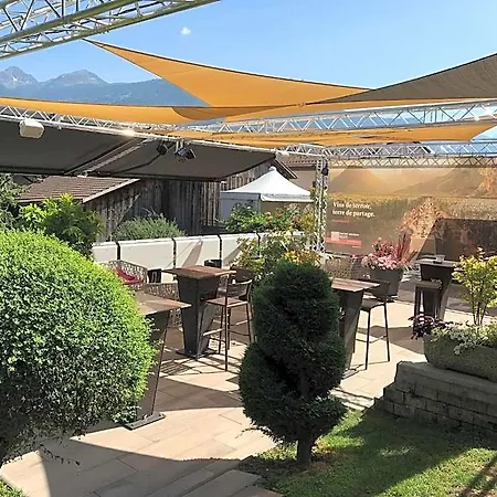 Chez Stephane Et Maria 3*