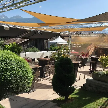 Chez Stephane Et Maria Nocleg ze śniadaniem 3*